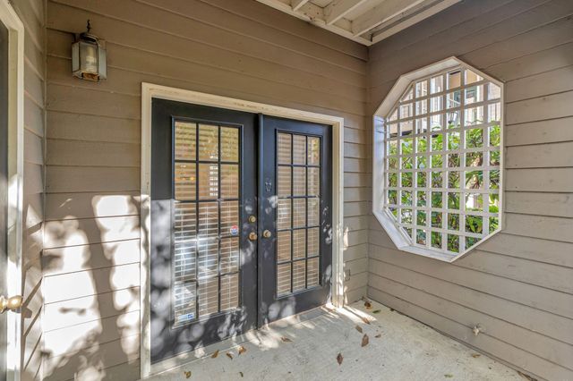 107 W End Pl, Nashville, TN 37205