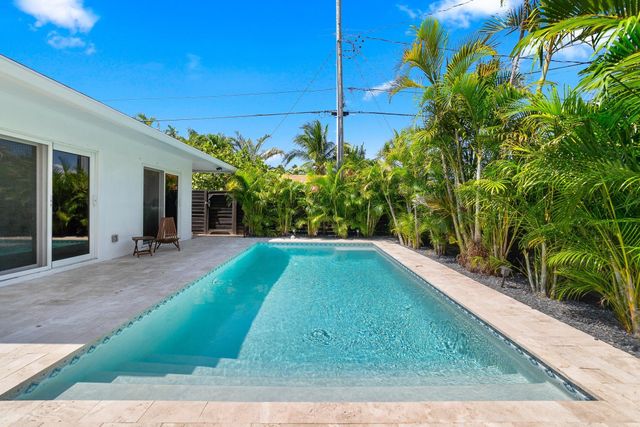 425 32nd Street, West Palm Beach, FL 33407