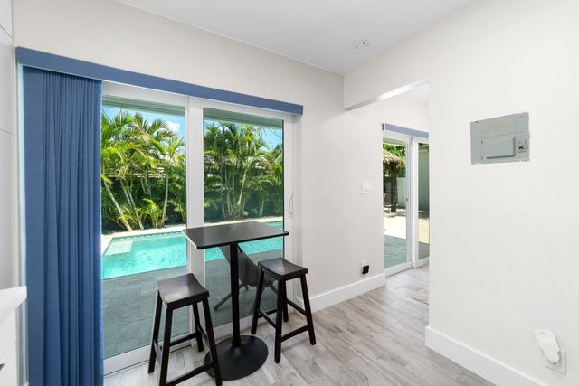 425 32nd Street, West Palm Beach, FL 33407