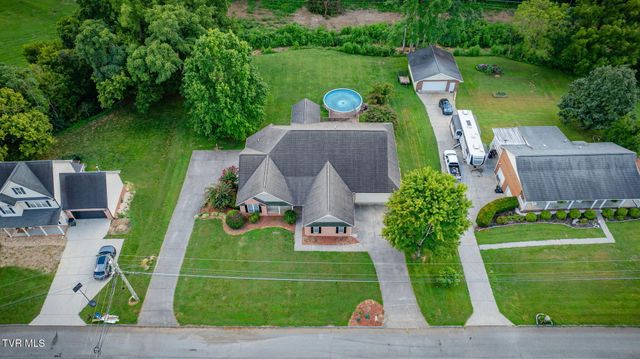 1031 Hickory View Drive, Morristown, TN 37814