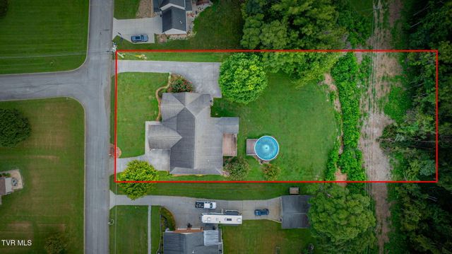 1031 Hickory View Drive, Morristown, TN 37814