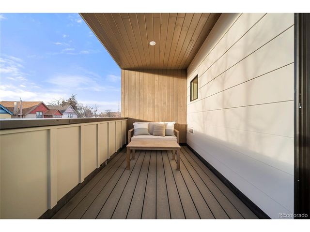 2538 S Acoma St, Denver, CO 80223