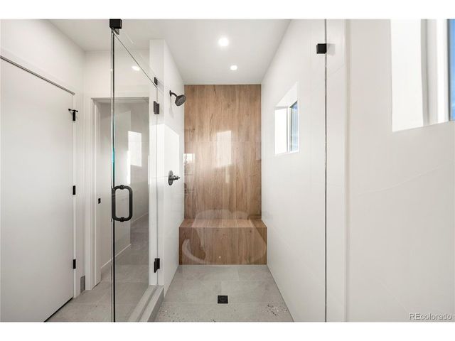 2538 S Acoma St, Denver, CO 80223