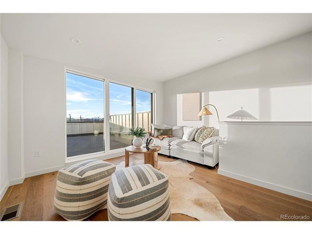 2538 S Acoma St, Denver, CO 80223