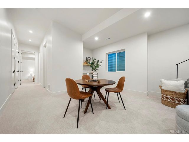 2538 S Acoma St, Denver, CO 80223