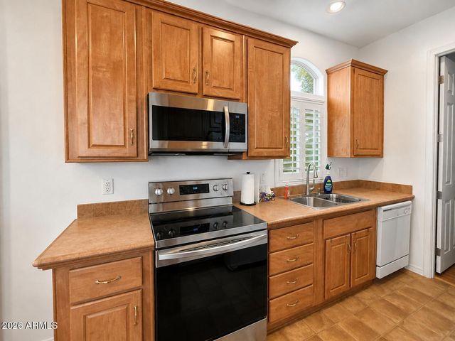 201 S Greenfield Road 58, Mesa, AZ 85206