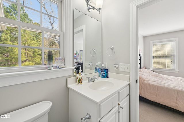 47 Coneflower, Chapel Hill, NC 27517