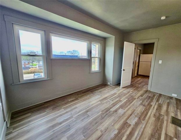 5725 Verona Rd, Verona, PA 15147