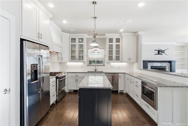 6519 W Pleasant Way, Rogers, AR 72758