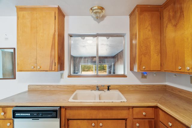4490 Placer Street, Redding, CA 96001