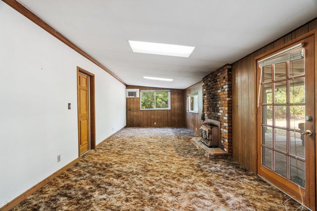 4490 Placer Street, Redding, CA 96001