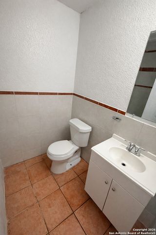 116 Dolores Ave Apt 1, San Antonio, TX 78228