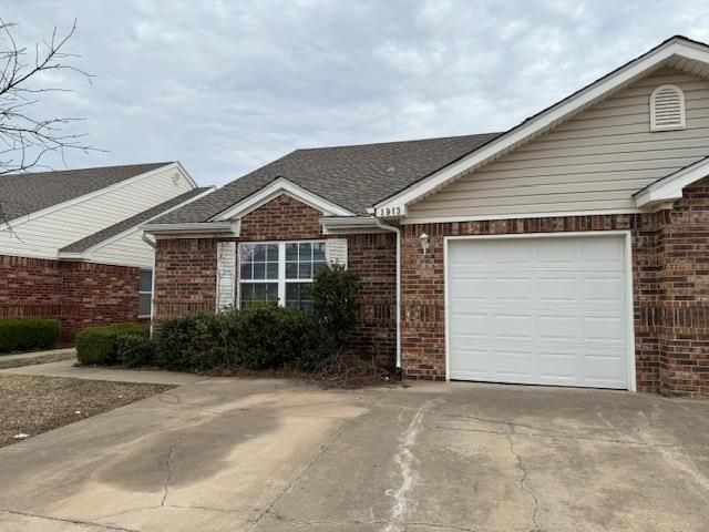 1913 Durham Place, Norman, OK 73071