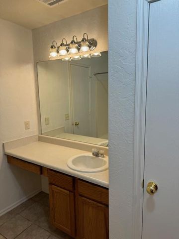 1913 Durham Place, Norman, OK 73071