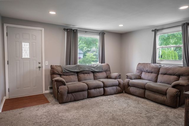 6424 College Avenue SE, Grand Rapids, MI 49548