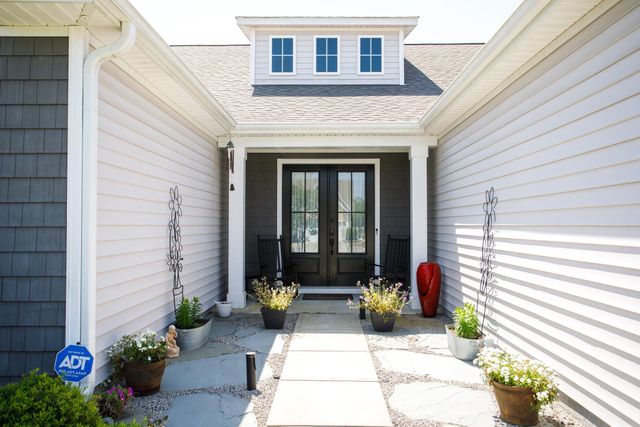 249 Star Lake Dr., Murrells Inlet, SC 29576