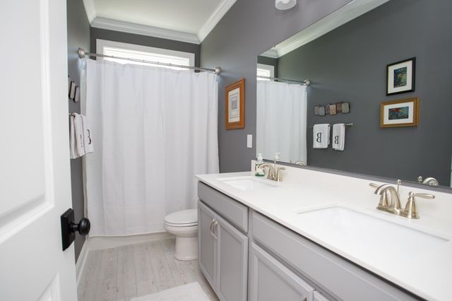 249 Star Lake Dr., Murrells Inlet, SC 29576