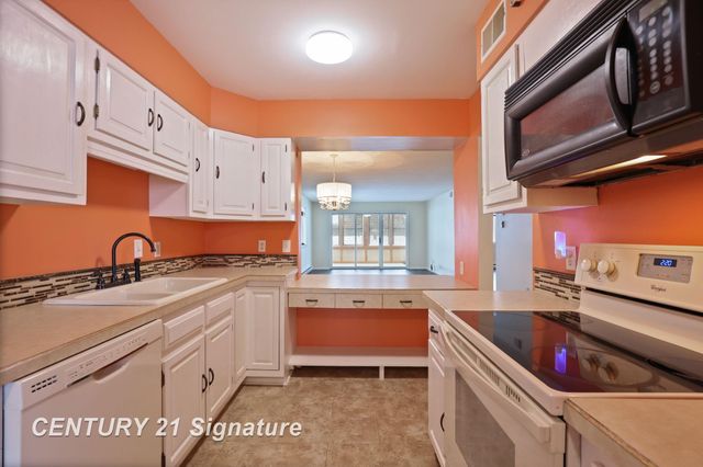 719 Kennely Road E-69, Saginaw, MI 48609