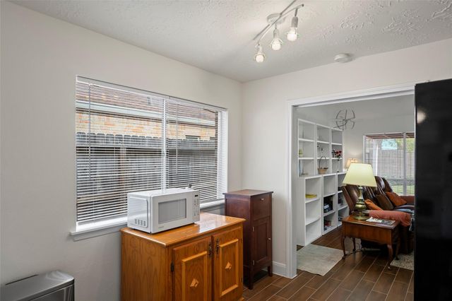 8126 Ivan Reid Drive, Houston, TX 77040