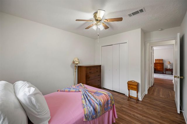 8126 Ivan Reid Drive, Houston, TX 77040