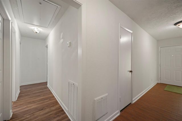 8126 Ivan Reid Drive, Houston, TX 77040