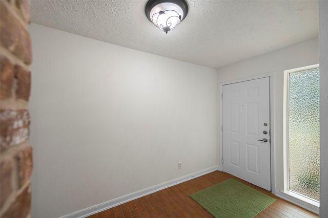 8126 Ivan Reid Drive, Houston, TX 77040