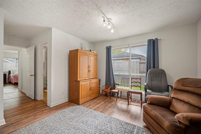 8126 Ivan Reid Drive, Houston, TX 77040