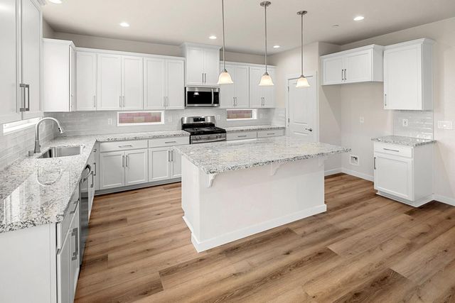 12071 Hetch Hechy Dr, Rancho Cordova, CA 95742