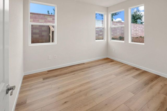 12071 Hetch Hechy Dr, Rancho Cordova, CA 95742