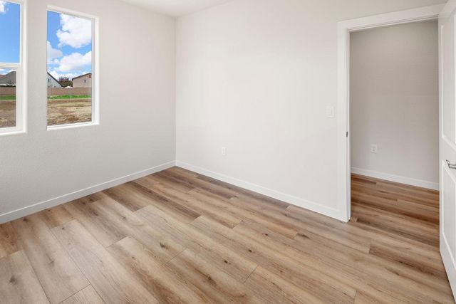 12071 Hetch Hechy Dr, Rancho Cordova, CA 95742