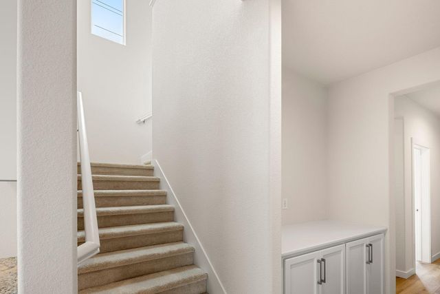 12071 Hetch Hechy Dr, Rancho Cordova, CA 95742