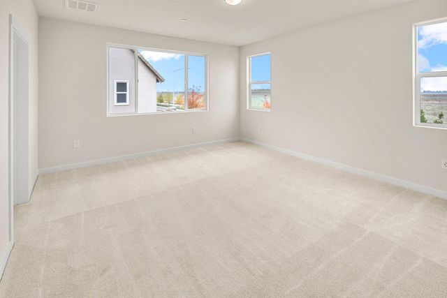 12071 Hetch Hechy Dr, Rancho Cordova, CA 95742