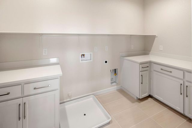 12071 Hetch Hechy Dr, Rancho Cordova, CA 95742