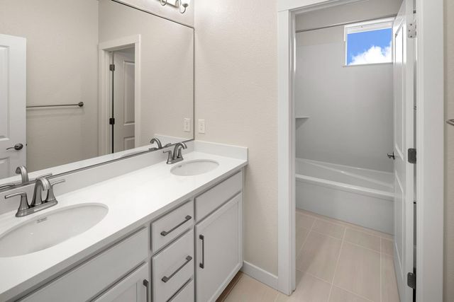 12071 Hetch Hechy Dr, Rancho Cordova, CA 95742