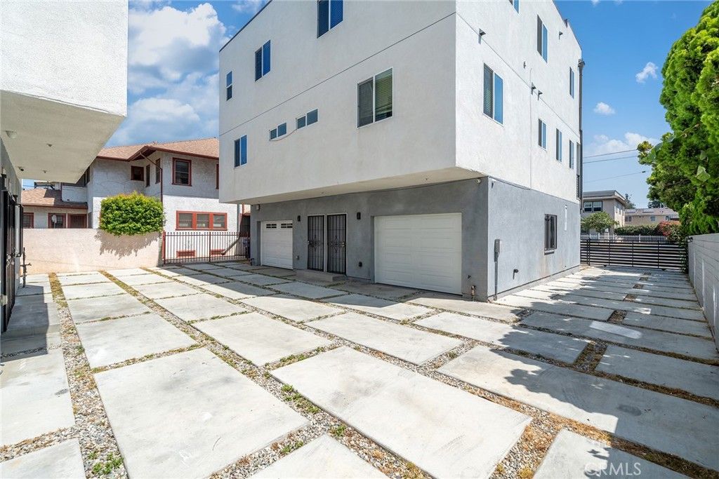 4103 S Normandie Avenue, Los Angeles, CA 90037 — photo 4