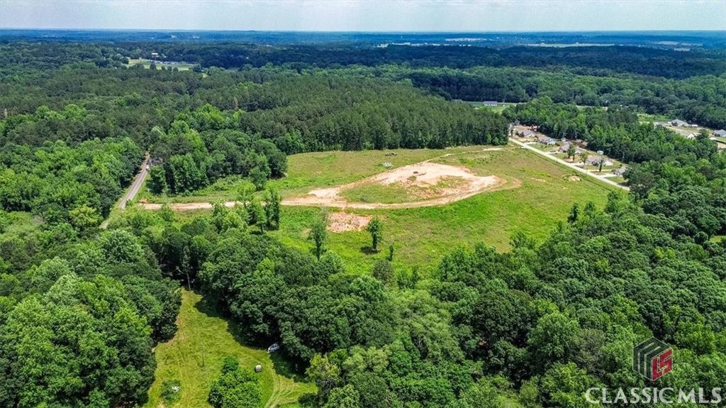 Image 1 of property listing at 0 Spratlin Mill Road, Hull, GA 30646