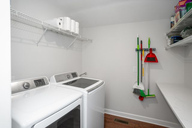 710 Danbury Drive, Signal Mountain, TN 37377