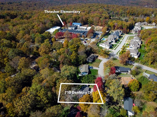 710 Danbury Drive, Signal Mountain, TN 37377