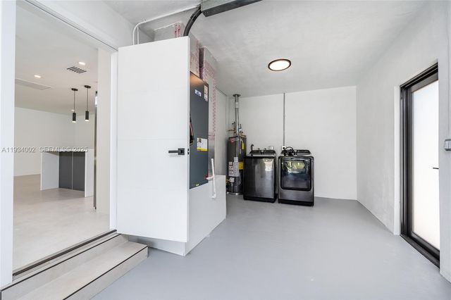 9230 SW 183rd Ter, Palmetto Bay, FL 33157