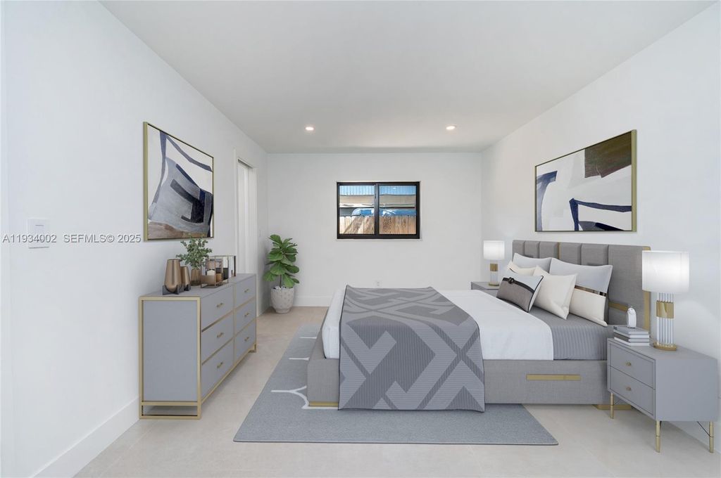 Image 28 of property listing at 9230 SW 183rd Ter, Palmetto Bay, FL 33157