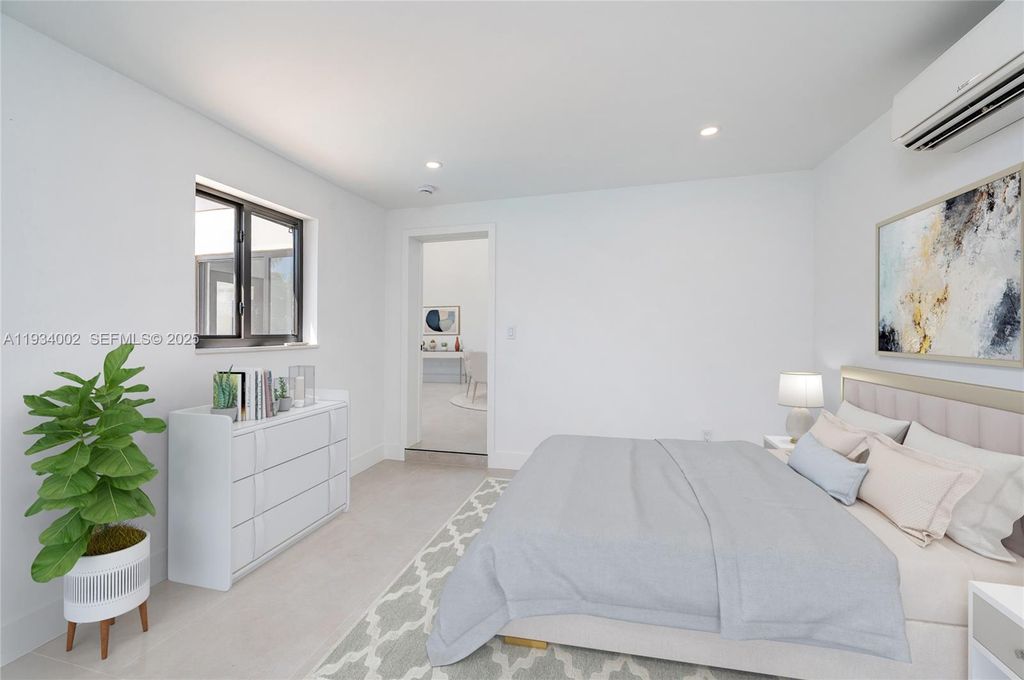 Image 47 of property listing at 9230 SW 183rd Ter, Palmetto Bay, FL 33157