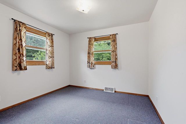 7423 Maple LANE, Two Rivers, WI 54241