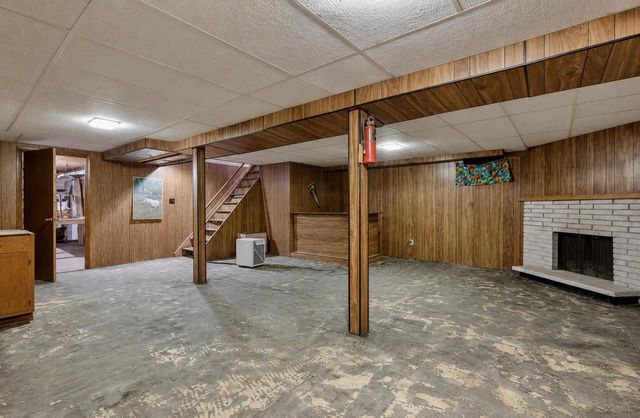 7423 Maple LANE, Two Rivers, WI 54241