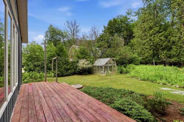 7423 Maple LANE, Two Rivers, WI 54241