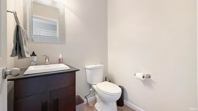 2310 Belize Drive, Evansville, IN 47725