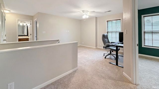 2310 Belize Drive, Evansville, IN 47725