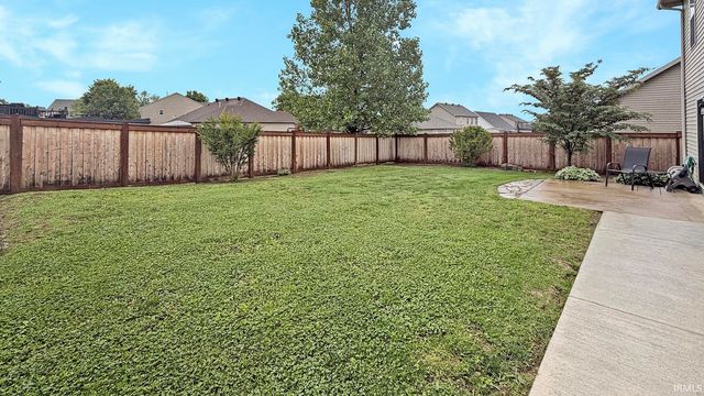 2310 Belize Drive, Evansville, IN 47725