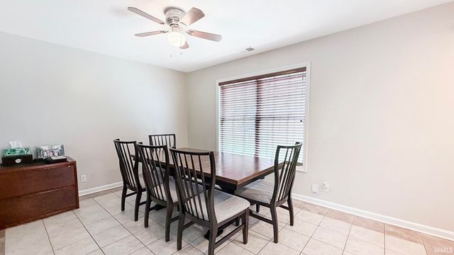 2310 Belize Drive, Evansville, IN 47725