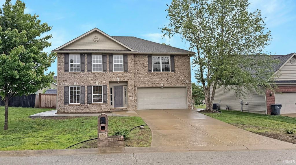 2310 Belize Drive, Evansville, IN 47725