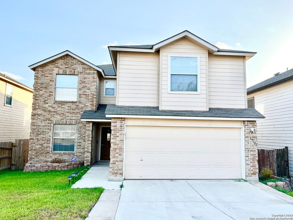 13107 CAMINO CARLOS, San Antonio, TX 78233